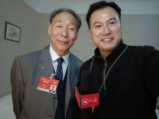 专访全国政协常委白庚胜：各国都有国服，中国该制定自己的国服了